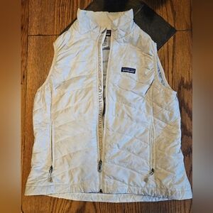 Patagonia nanopuff white women's vest medium